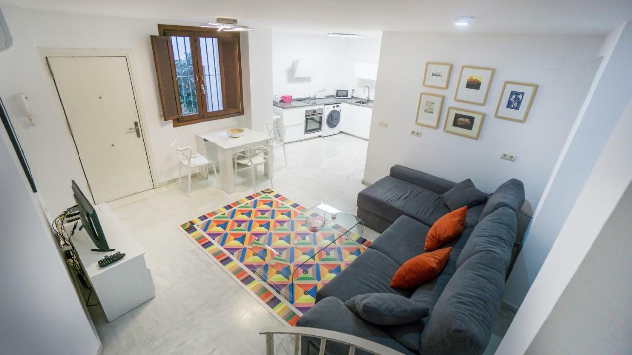Rentalsevilla Espacioso Duplex En La Puerta Real Sevilha Exterior foto
