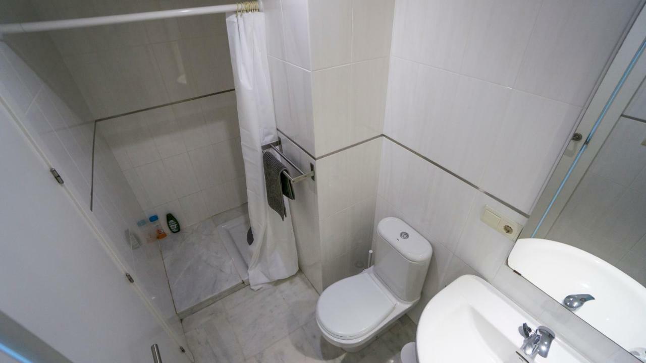 Rentalsevilla Espacioso Duplex En La Puerta Real Sevilha Exterior foto